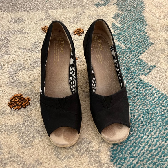 Toms Black Wedges - Picture 2 of 8
